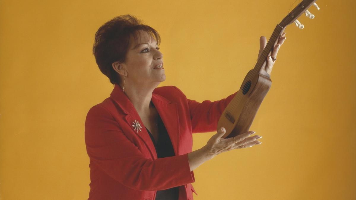 Mary Sánchez, la dama de la canción canaria, recibe el Premio de Honor en la sexta edición de los Premios Canarios de la Música 2024.