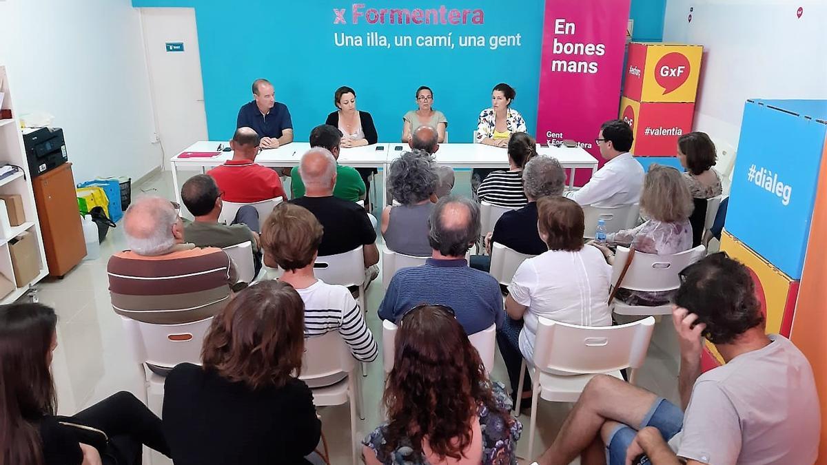 Una asamblea de Gent per Formentera