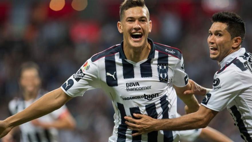 César Montes celebra un gol con Monterrey // TW