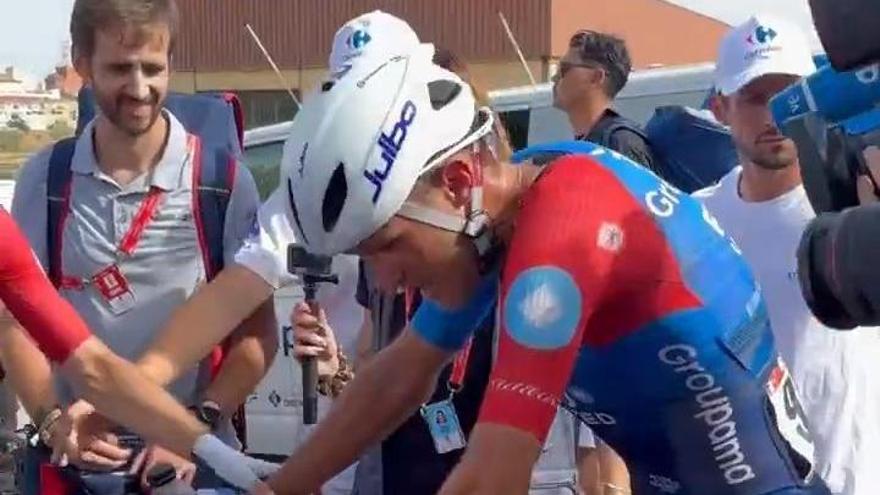 La emoción de Bastien Tronchon tras vencer en la décima etapa de La Vuelta