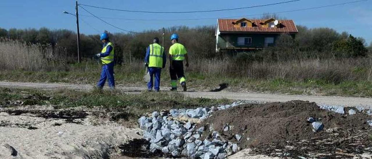 Imagen de los daños causados por el agua en Aguillón. // Noé Parga