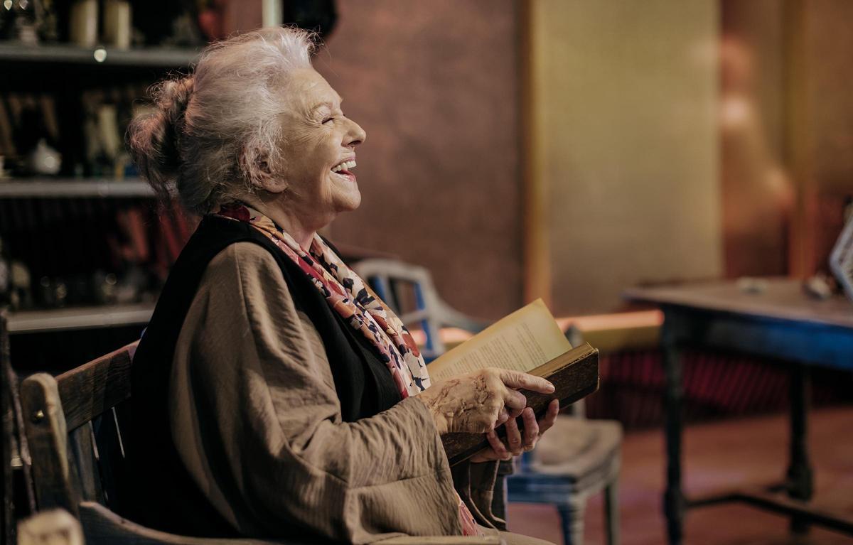 Lola Herrera en una de las imágenes promocionales de "Camino a la Meca".