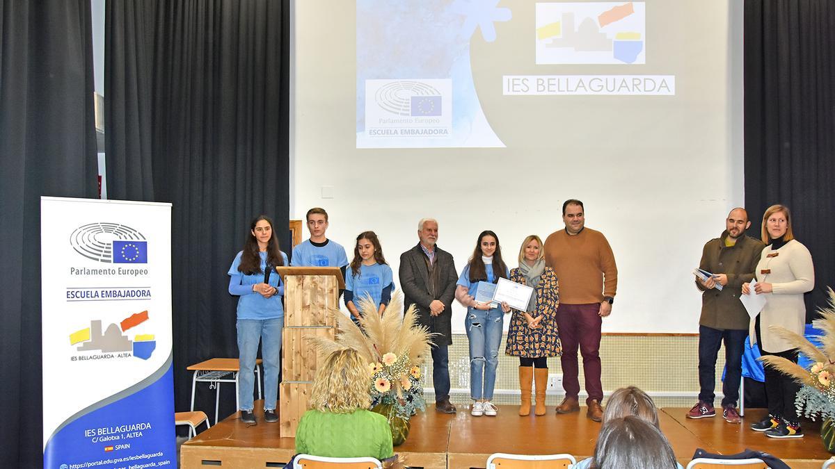 Reconocimiento del Ayuntamiento de Altea a la Escuela Embajadora del IES Bellaguarda en Europa.