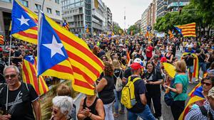 Manifestacion de la Diada en la avenida del Paral·lel de Barcelona