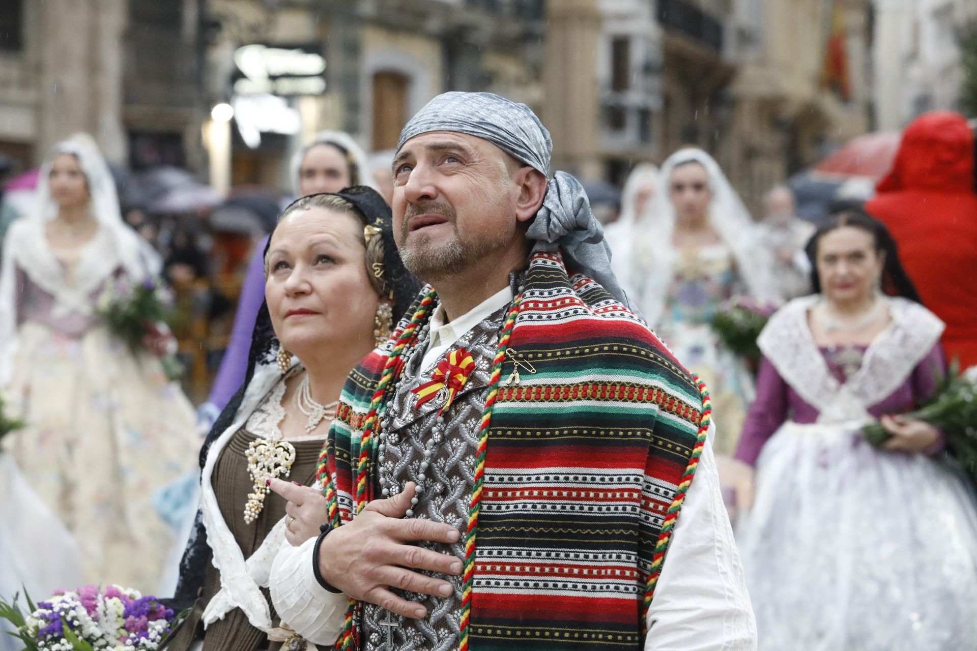 Búscate en el primer día de ofrenda por la calle Quart (entre las 18:00 a las 19:00 horas)