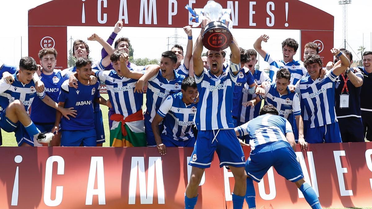 El Dépor le gana al Barcelona la final de la Copa de Campeones y es el mejor juvenil de España