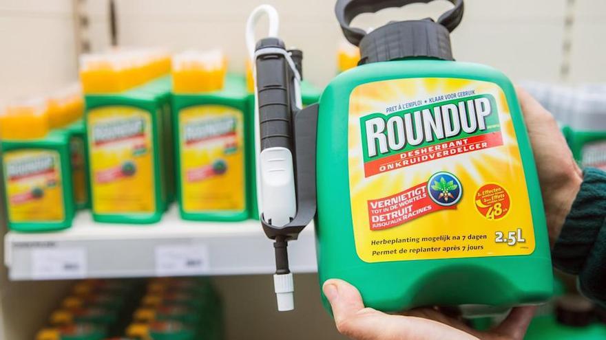 El Roundup, controvertido pesticida