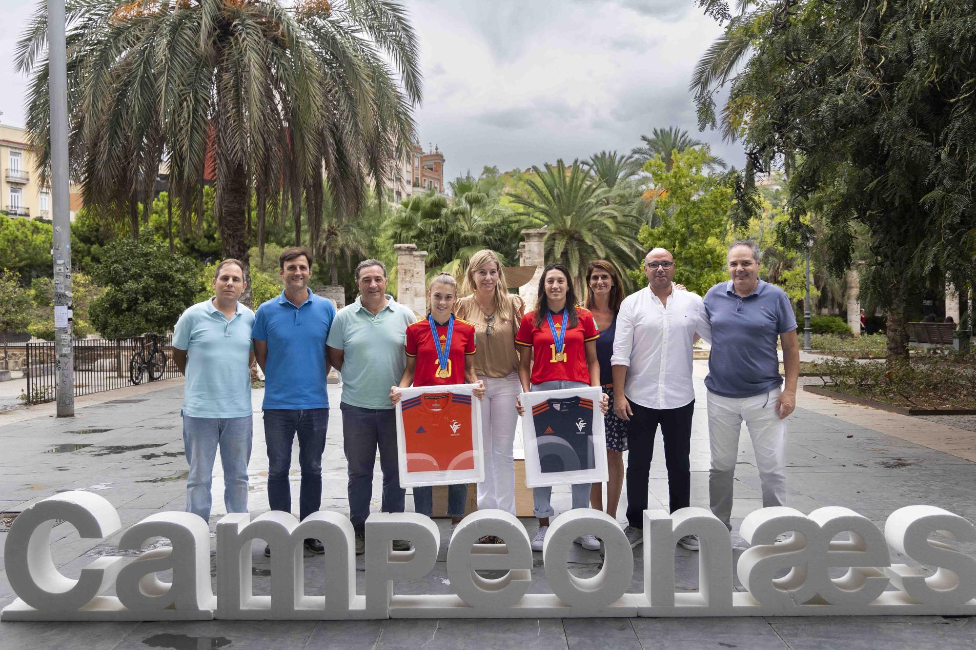 Homenaje a las valencianas campeonas del mundo sub20 de fútbol