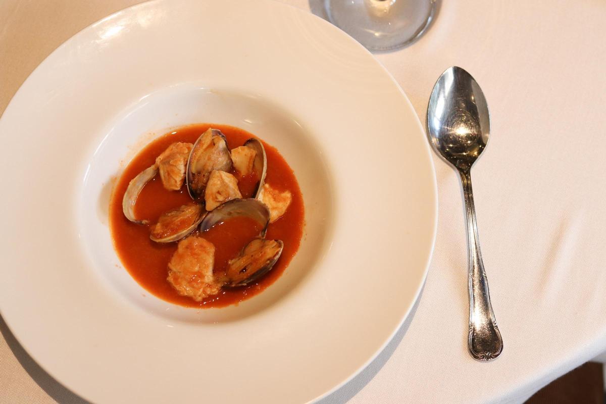La sopa del marisco del restaurante Nicolasa.