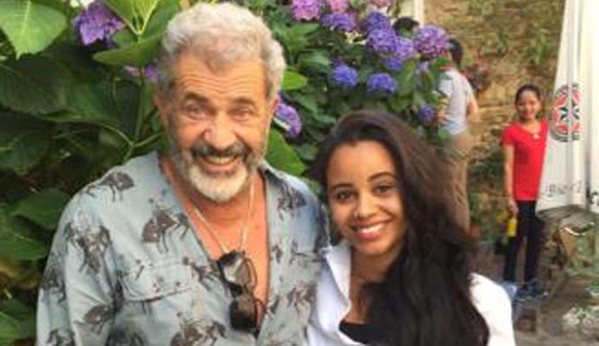 Mel Gibson, en una fotografía durante su viaje.