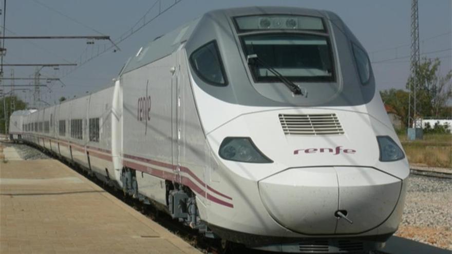 Granada vuelve a unirse por tren con Madrid después de casi cuatro años