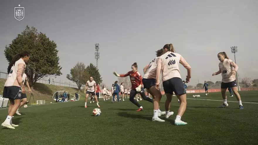 El entrenamiento de la selección femenina de España