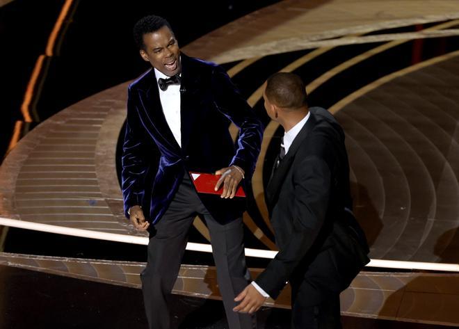 Will Smith y Chris Rock en la gala de los Oscar 2022