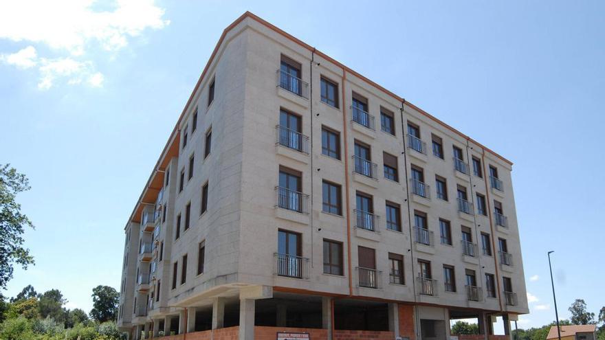 Ninguno de los 61 pisos y casas de la Sareb en las comarcas figura en el listado de alquiler de vivienda asequible de Casa 47