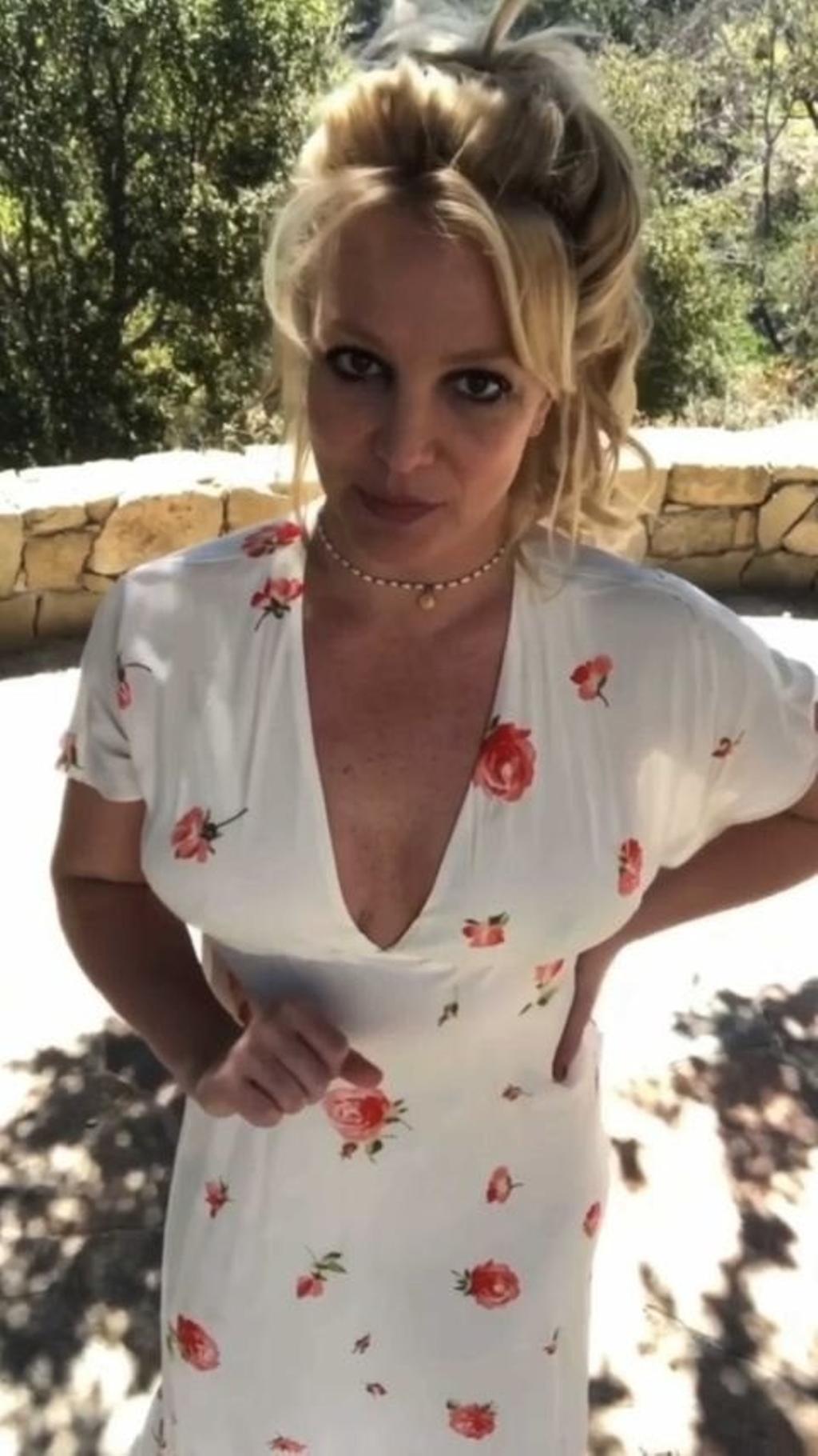 Britney Spears en un selfie en su casa