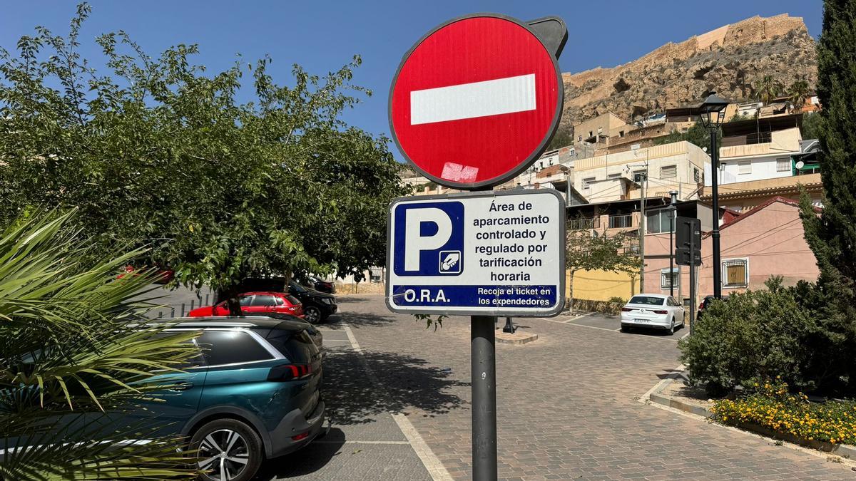 Zona de estacionamiento regulado en Lorca.