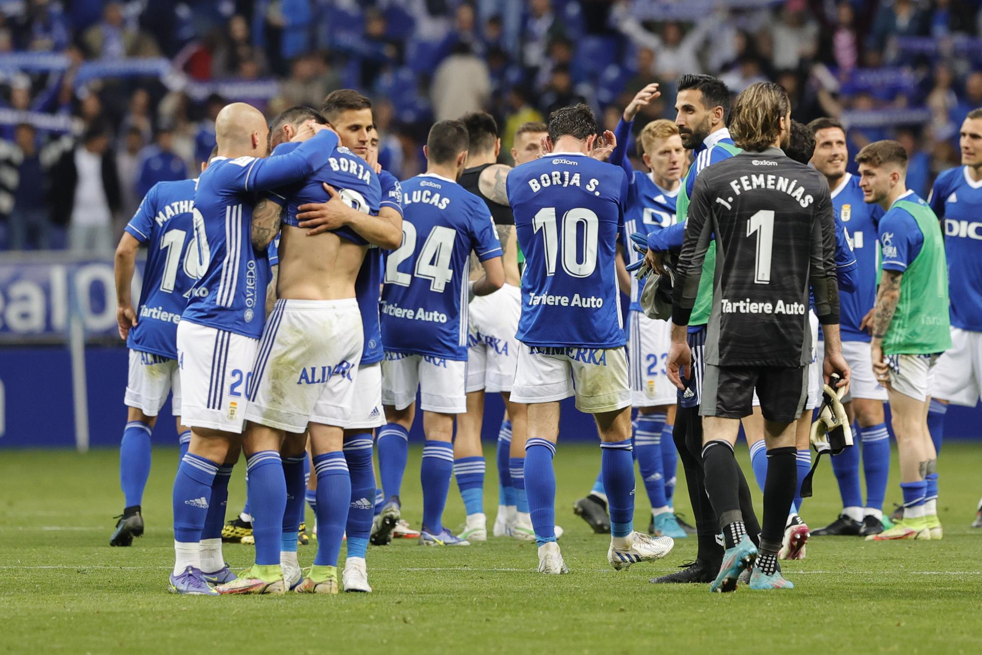 El partido del Oviedo ante el Ibiza, en imágenes