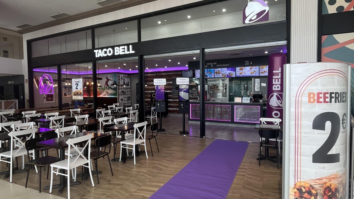Taco Bell en el centro comercial Larios Centro.