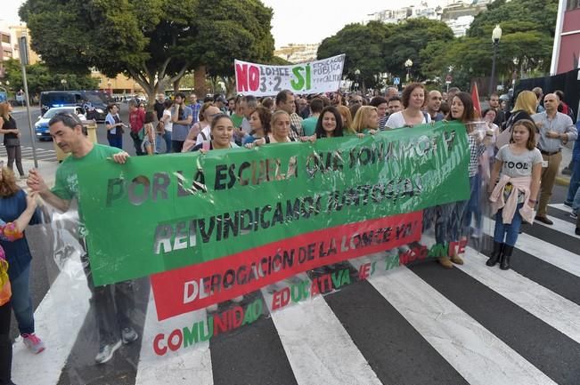 Manifestación por la Huelga general educativa