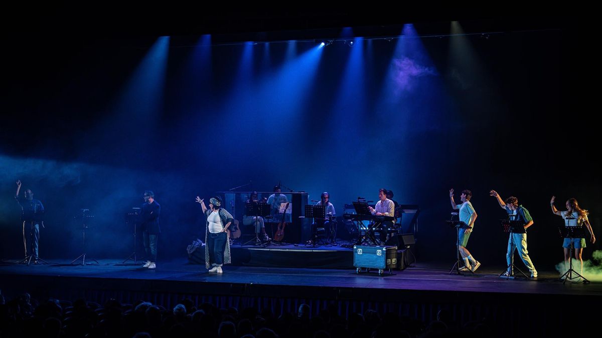 Estreno de una versión concierto-semiescenificada del musical Tots els nens creixen