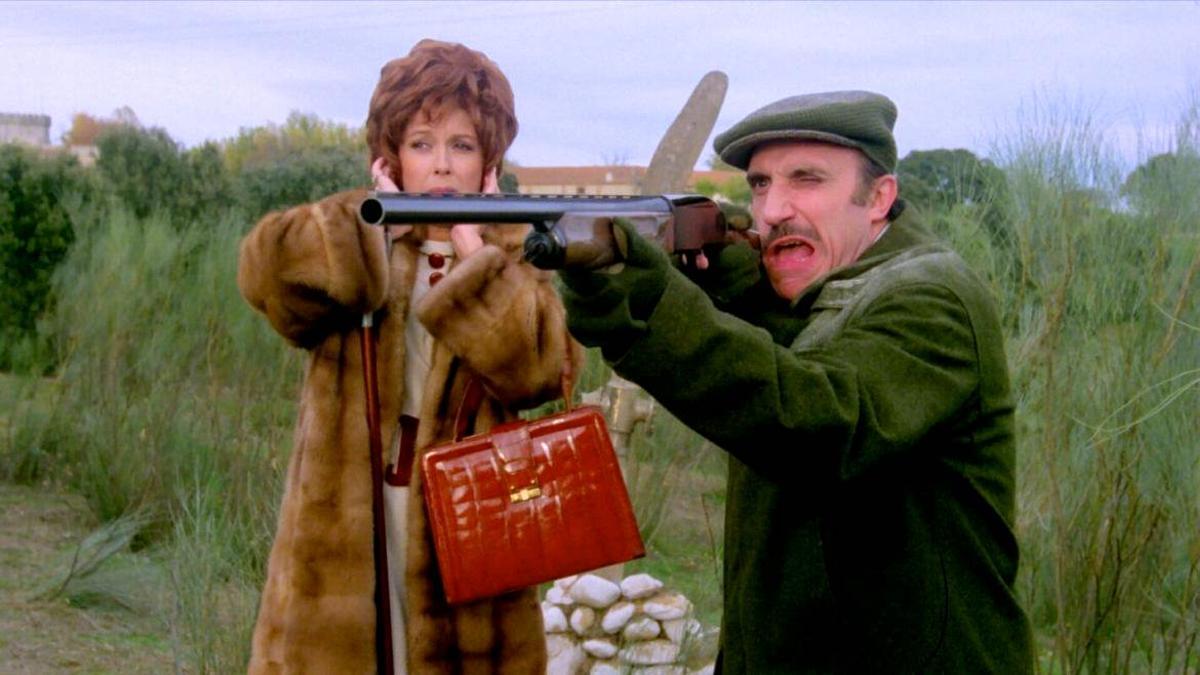 Un fotograma de 'La escopeta nacional' (1978), de Luis García Berlanga, en la que trabajó Sol Carnicero.