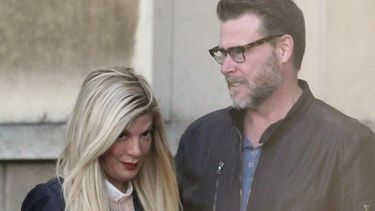 Tori Spelling y Dean McDermott celebran su amor en París