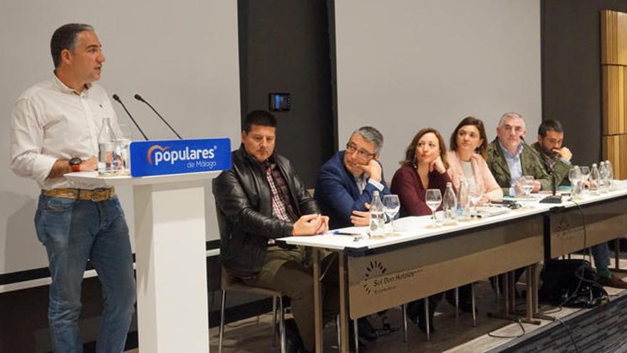 El PP ha celebrado en Torremolinos un encuentro con empresarios y autónomos para recabar propuestas de cara al programa electoral provincial.