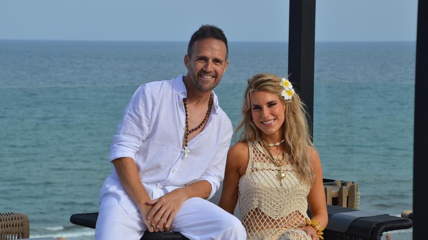 ‘A la fresca’, el magacín de verano de À Punt con Eduard Forés y Maria Fuster