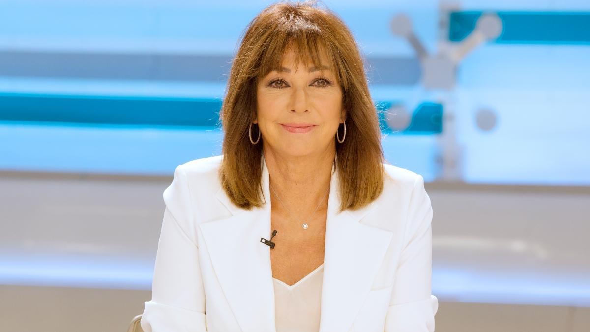 Ana Rosa Quintana: vida als EUA, cap de premsa en una editorial d’esquerres en la seva joventut i 10 coses més que desconeixies d’ella Ana Rosa Quintana: vida als EUA, cap de premsa en una editorial d’esquerres en la seva joventut i 10 coses més que desconeixies d’ella