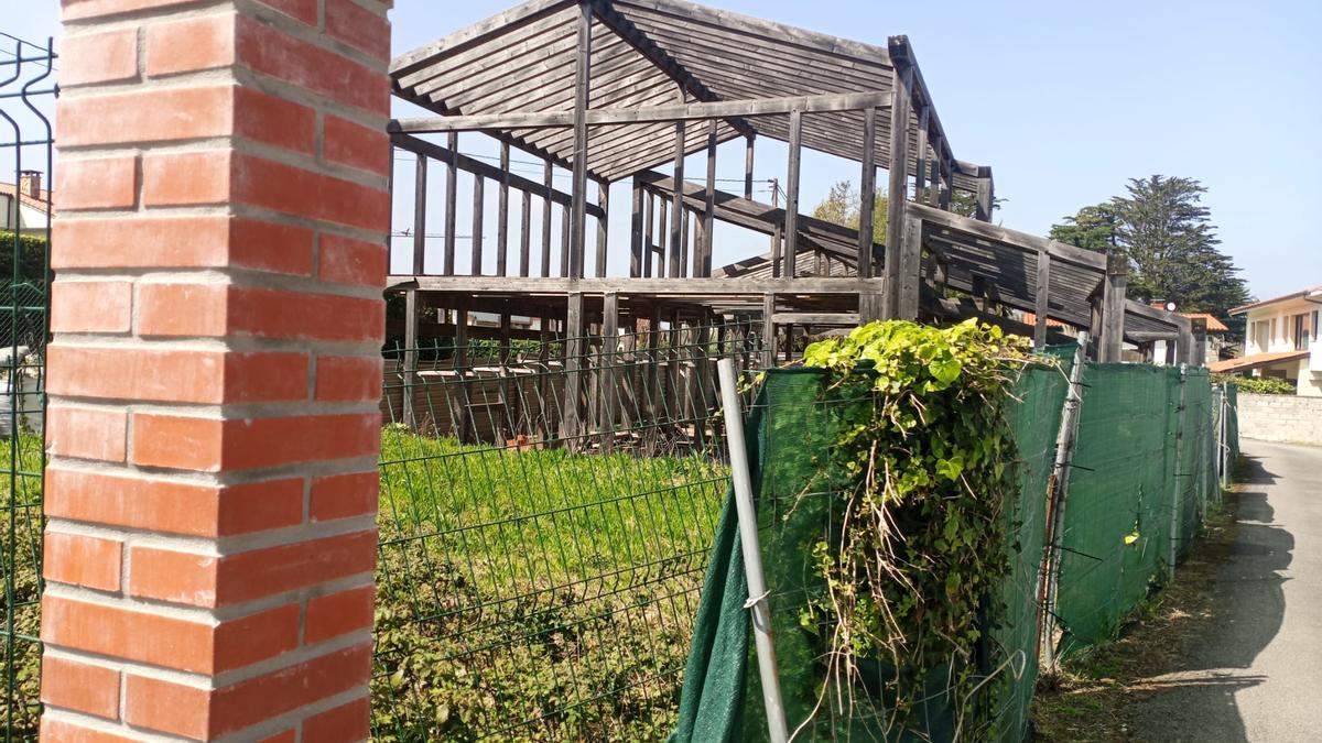 Estructura ubicada en La Isla, Colunga