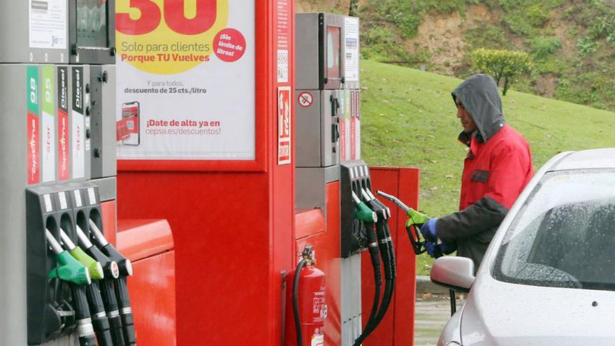 Competencia constata que en Pontevedra las gasolineras suben más los precios que la media nacional