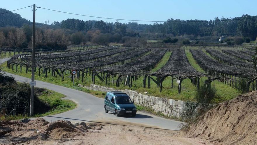 Vilanova aprovecha la parcelaria para mejorar la comunicación vial en Baión