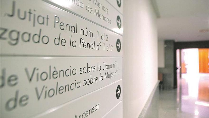 Condenado a 8 años por pegar e insultar a su mujer y a sus dos hijos menores en Castellón