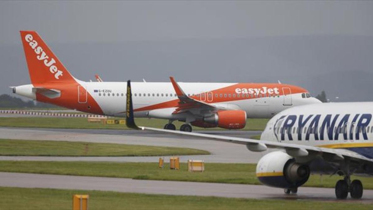 Aparatos de EasyJet y Ryanair, compañías 'low cost'.