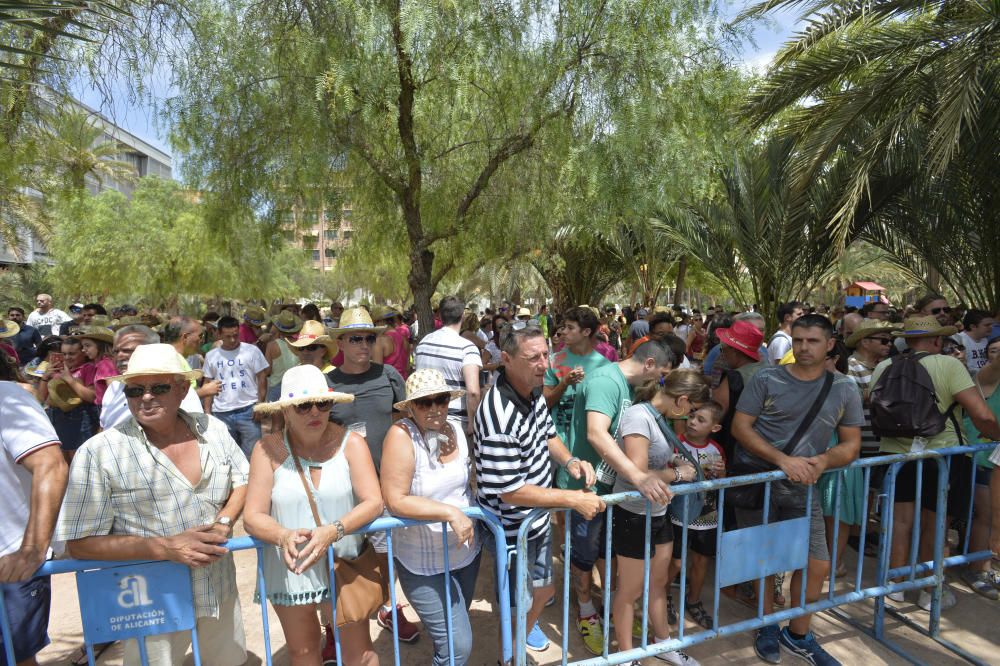 La mascletà está fuera del tradicional concurso con una carga y superficie más reducidas que en Traspalacio