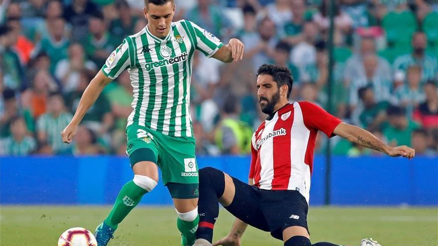 El Betis rescata un punto ante un Athletic en inferioridad numérica (2-2)