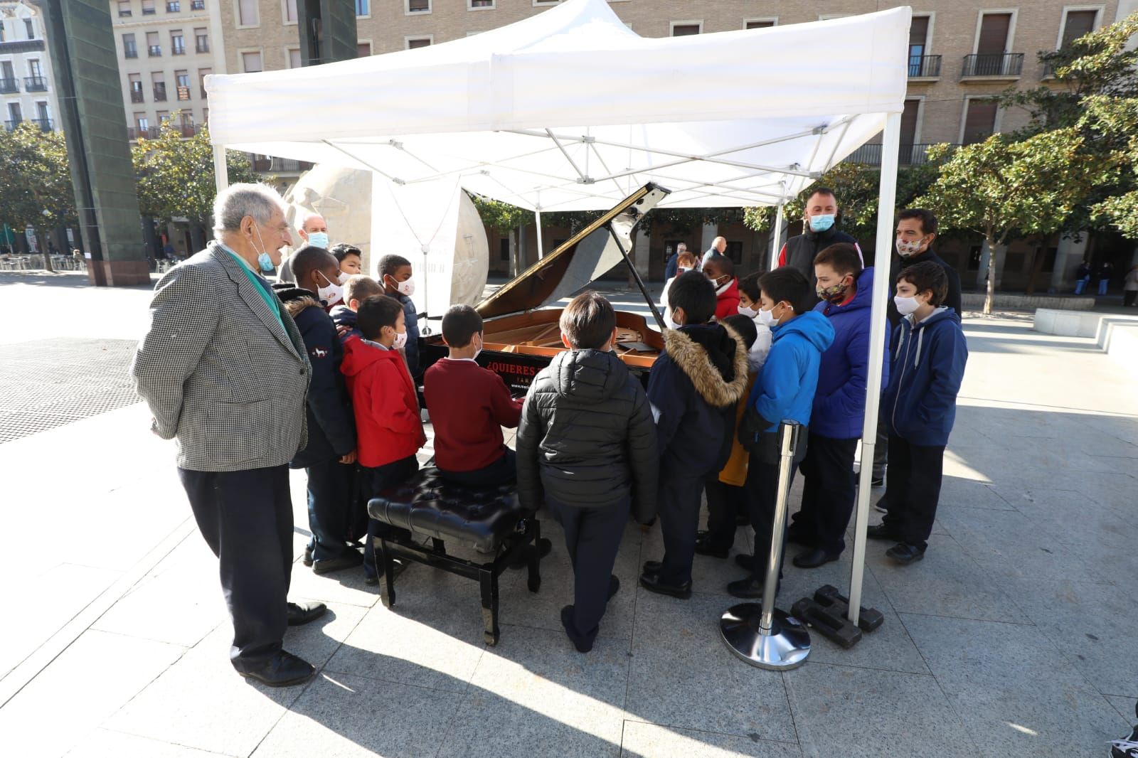 Zaragoza se llena de pianos