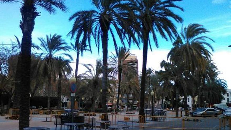 El viento obliga a cortar calles por preaución