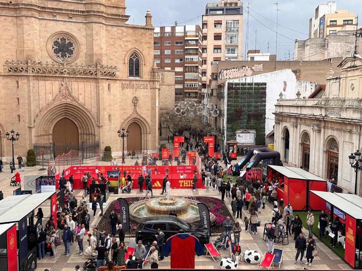 Imagen de la Fan Zone, este viernes.