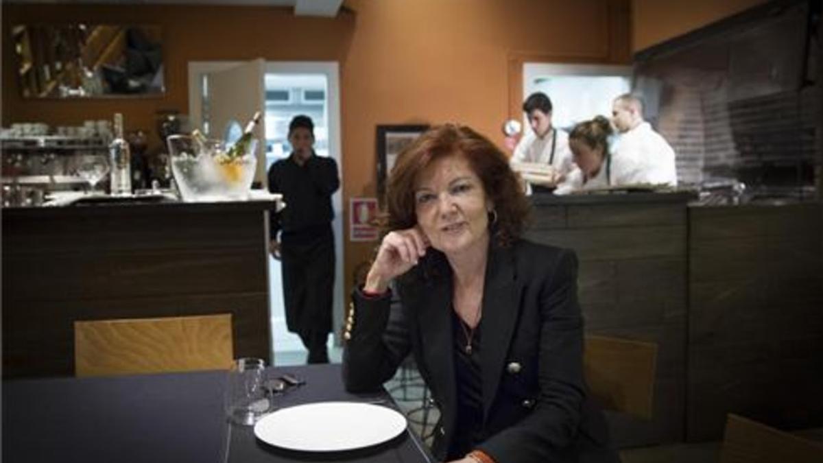 Mey Hofmann, en el comedor de la taberna. Foto: Carlos Montañés