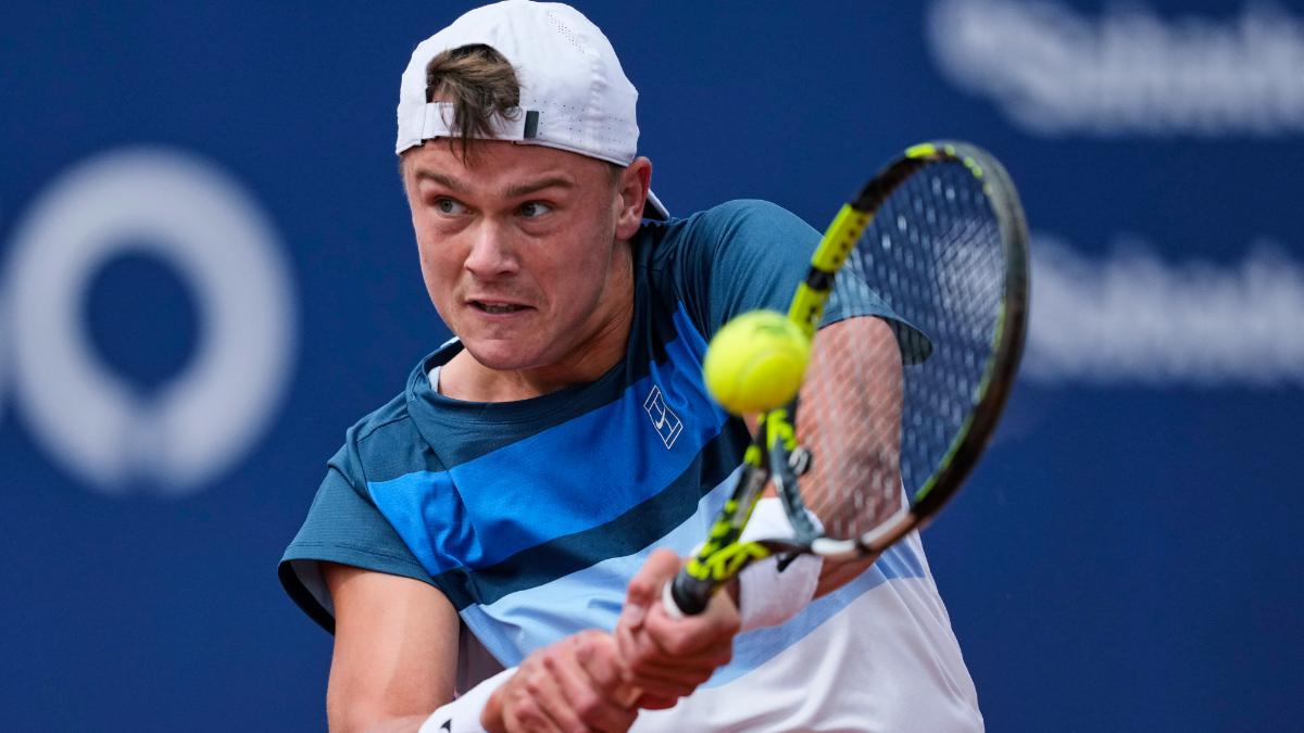 Holger Rune, durante su partido de octavos de final contra el argentino Sebastián Báez en el Barcelona Open
