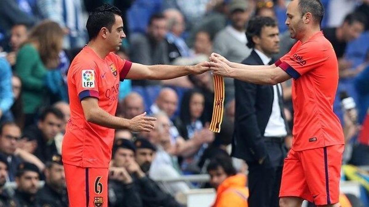 Xavi Hernández rompe su silencio y se pronuncia sobre su regreso a los banquillos