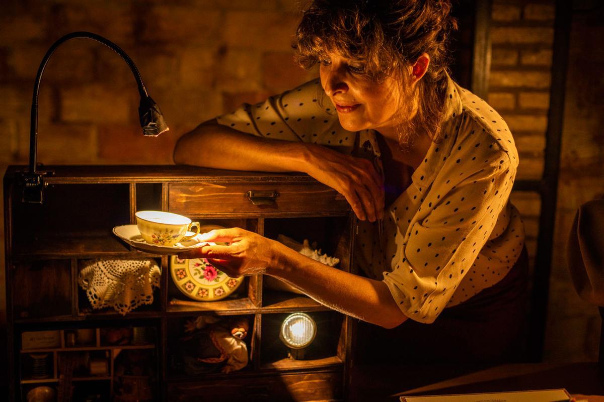 Ana Ulloa lleva a Benicàssim su taller de objetos.