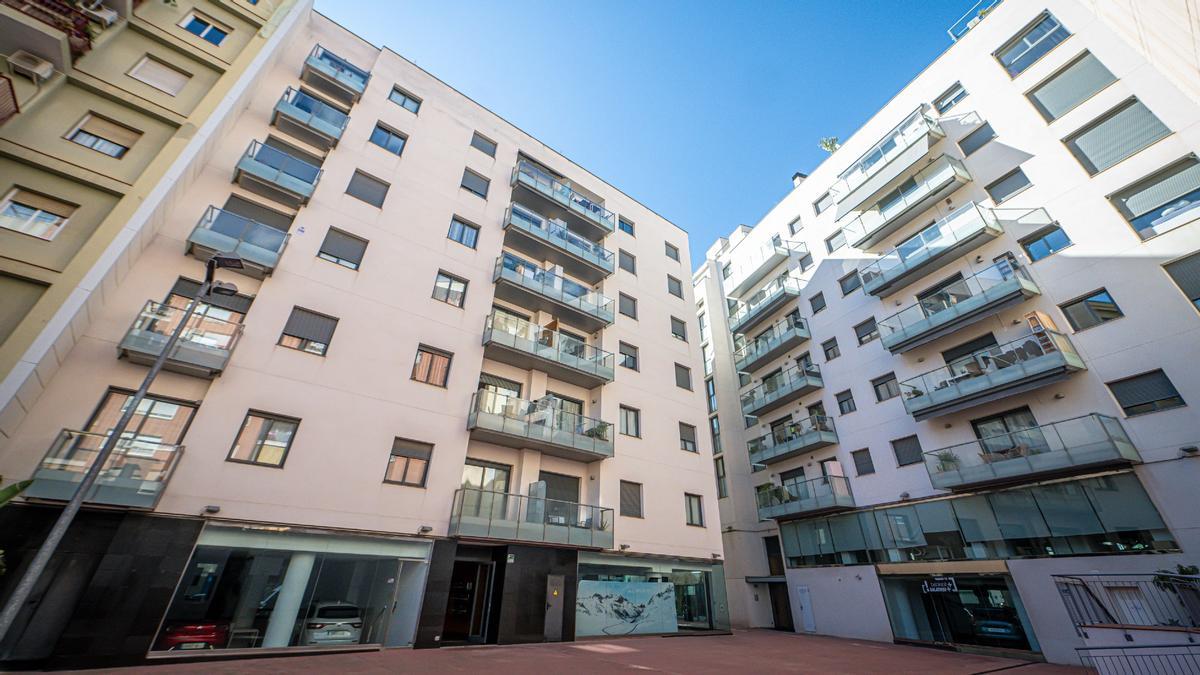 Edificios de Marquès de Sentmentat con Guitard, en Les Corts, construidos por FBEX y que serán inspeccionados por un arquitecto