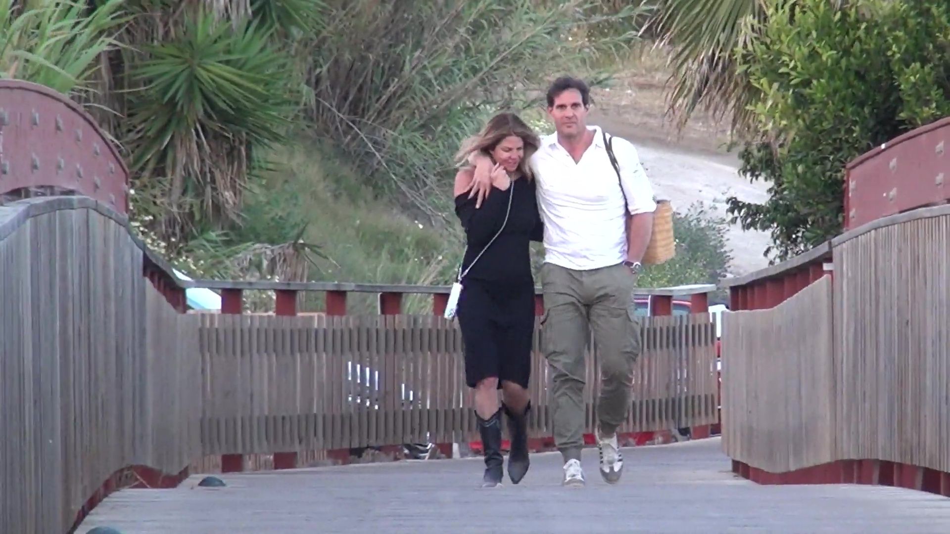 MAKOKE La colaboradora y su novio derrochan pasión