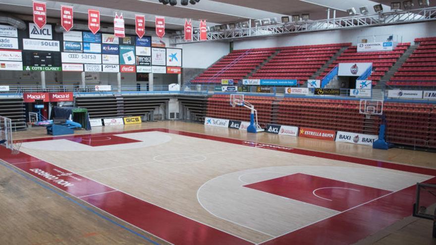 Parquet nou  pista de bàsquet el Nou Congost