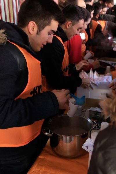 Chocolatada solidaria de alumnos de La Vaguada