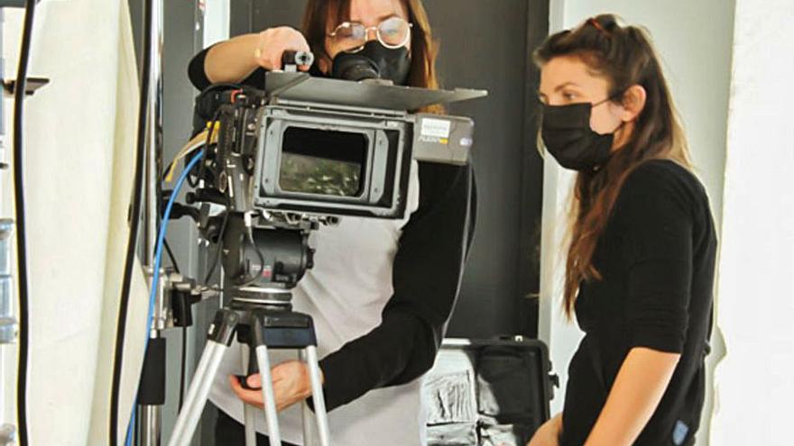 Eva Díaz, en pleno rodaje en Canet. | FRESNO FILMS