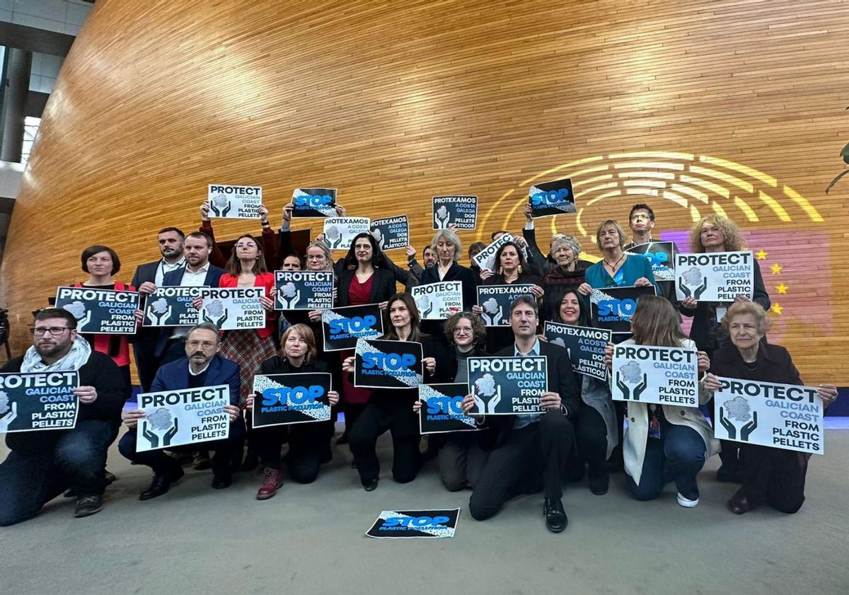 Eurodiputados de cinco grupos manifiestan su “solidaridad” |