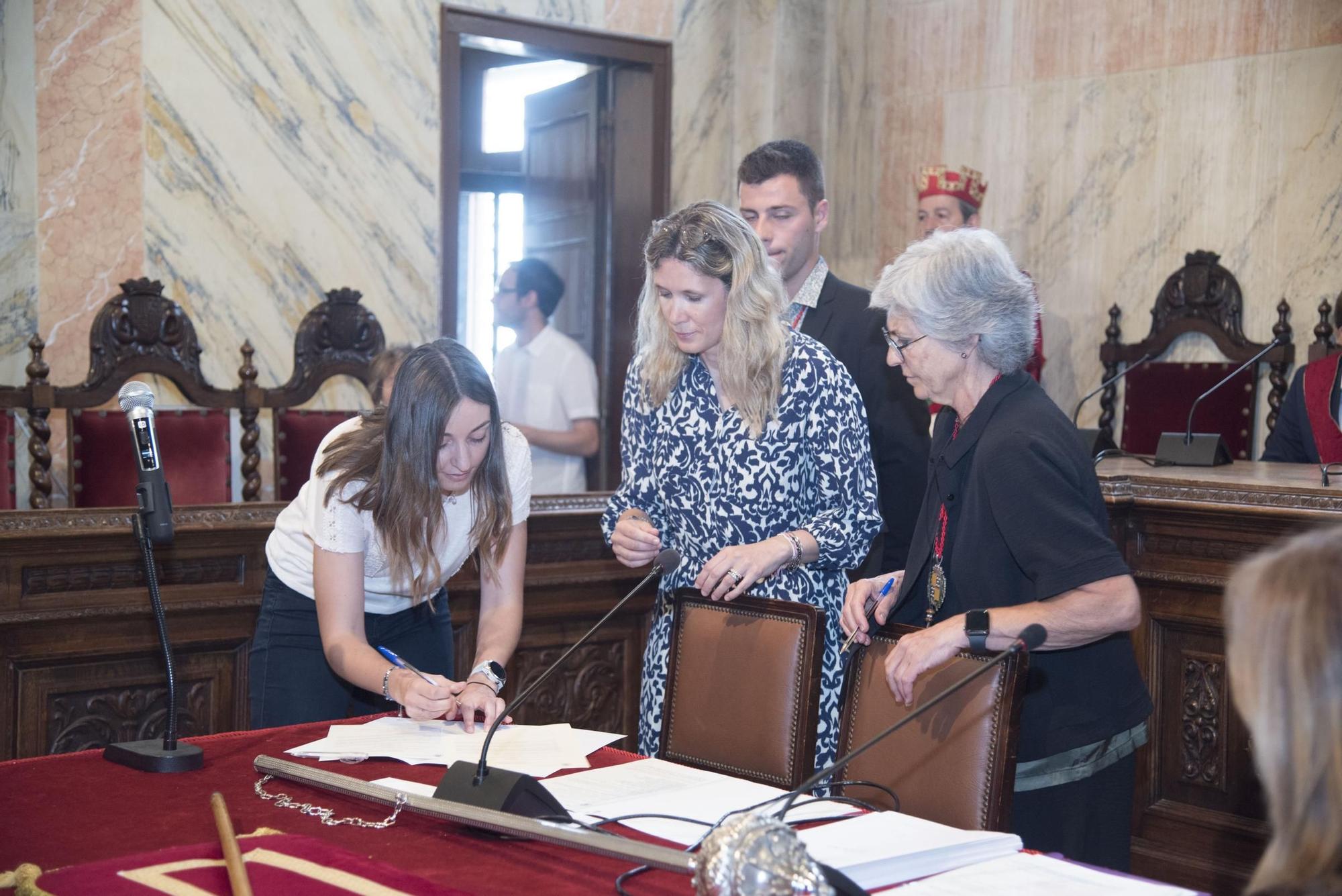 El ple de constitució del nou Ajuntament de Berga, en imatges